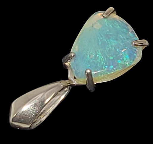BLUE, AQUA & GREEN CRYSTAL OPAL 8-8