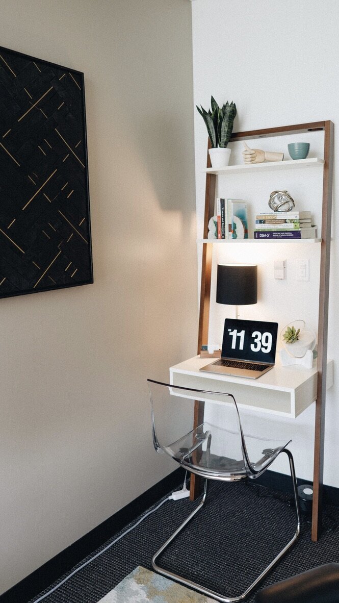 rebekah-nicole-interiors-design-counseling-office-area