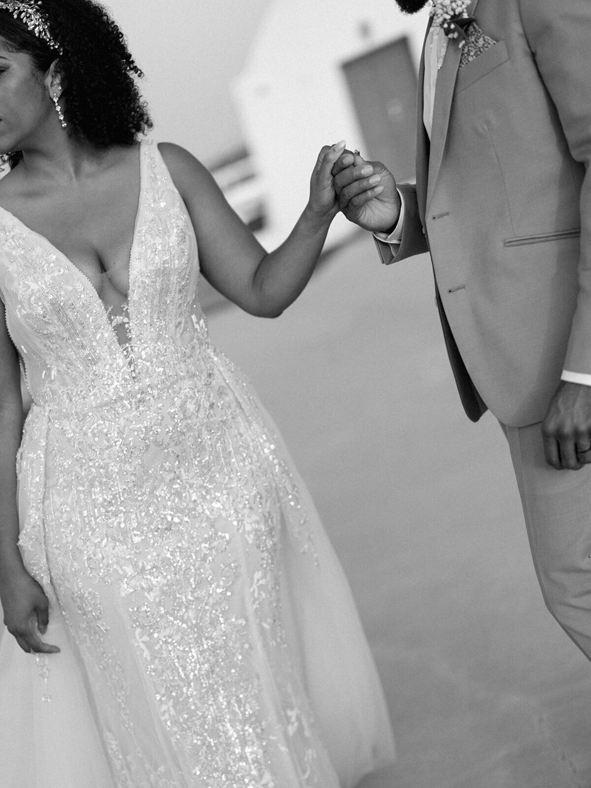 Santorini-Greece-Wedding-Alicia-and-Dante-by-Kiyah-C-Photography-724