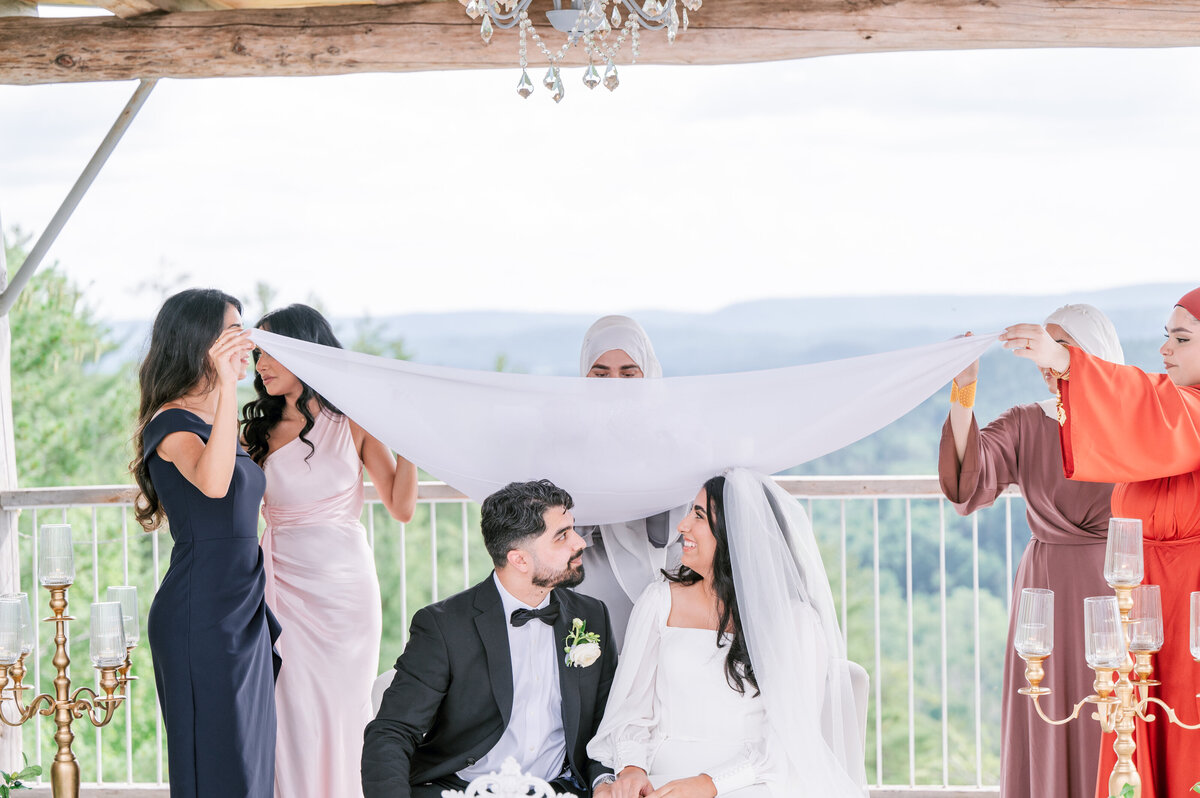 0532  Dhilal Baies Le Belvedere Wedding Ottawa_Photography by Emma