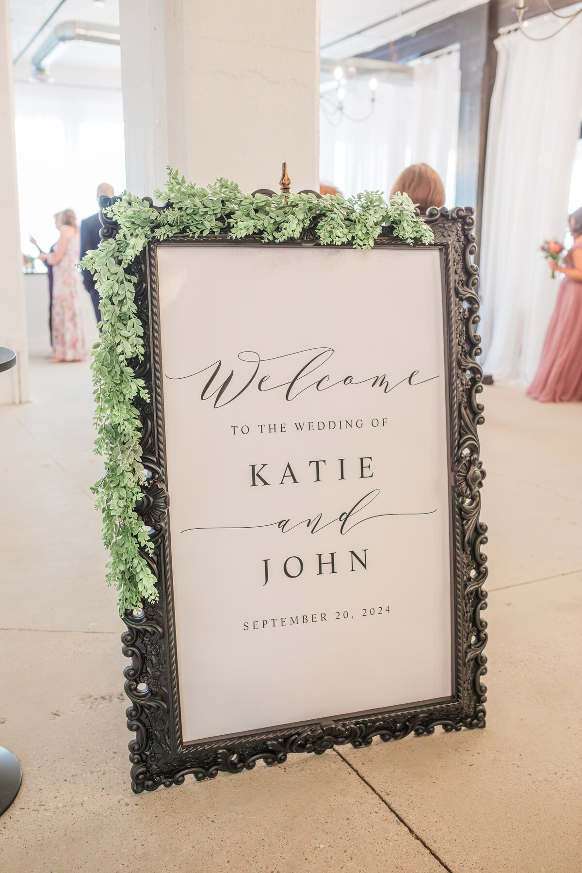 Lillie Mae Photo - Katie & John - Sneaks-50