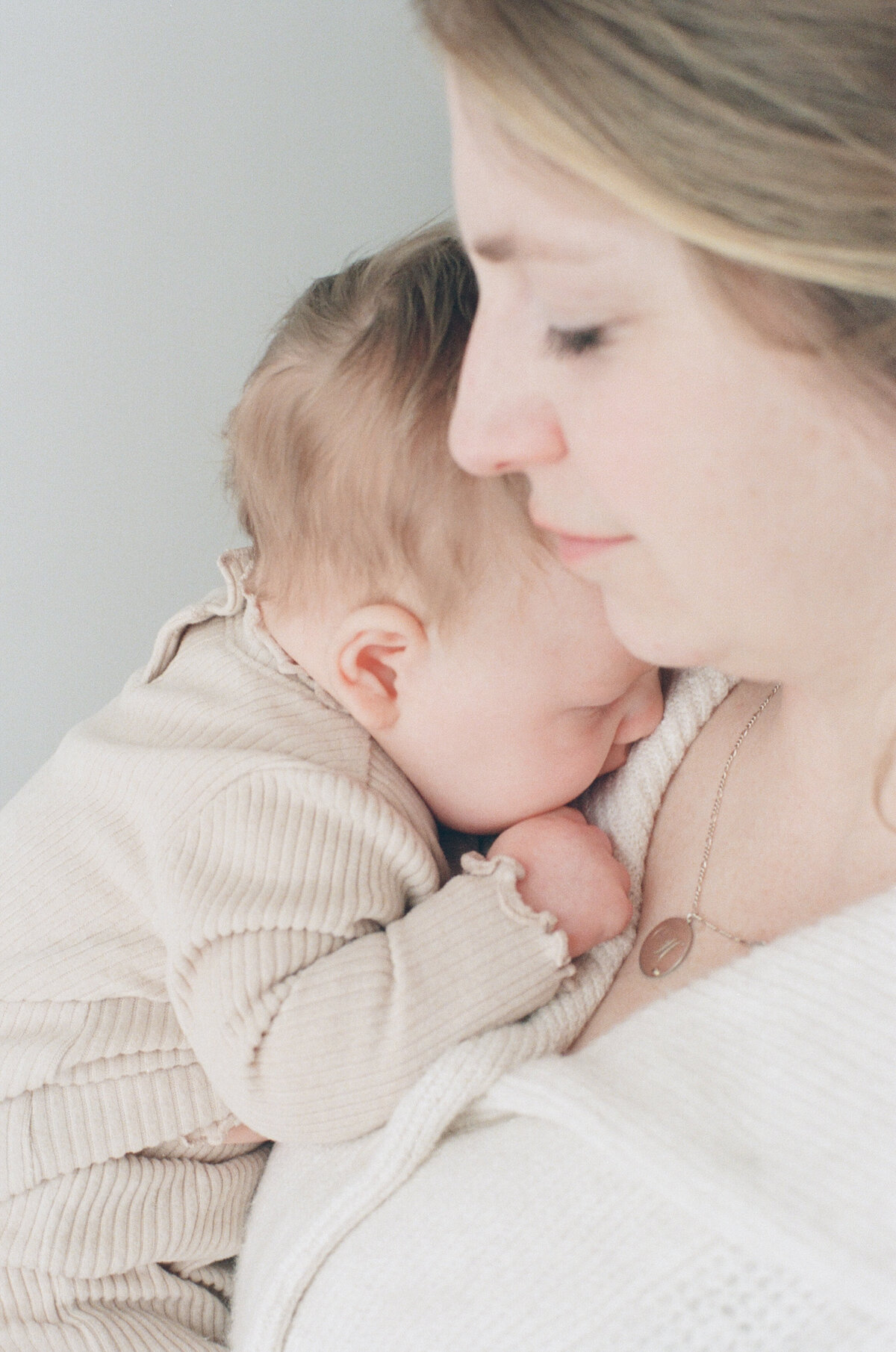 newborn_film_photographer_waterloo1