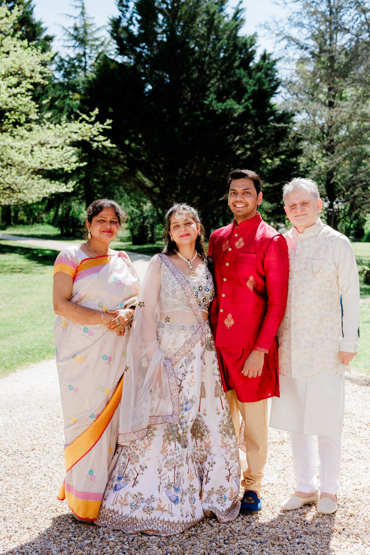 Modern_Chic_Chateau_Valouze_Destination_Wedding_Photographer-24