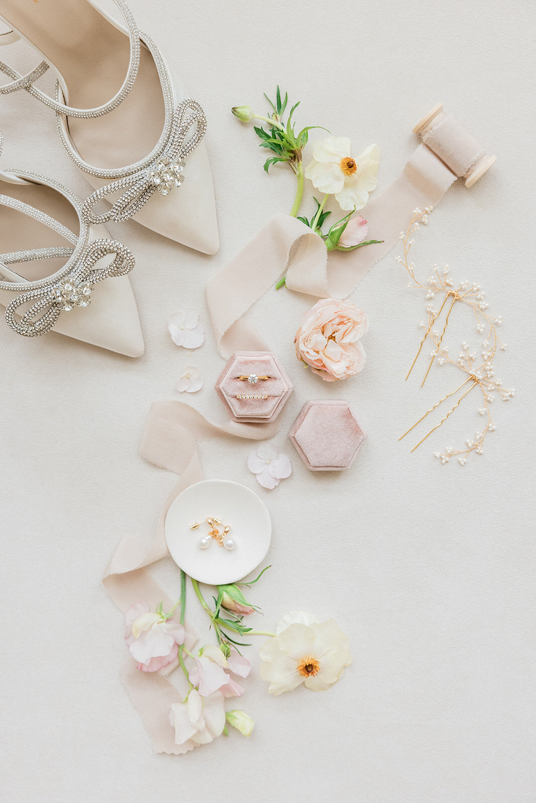 Delicate-French-Romance-in-the-Loire-Valley-22