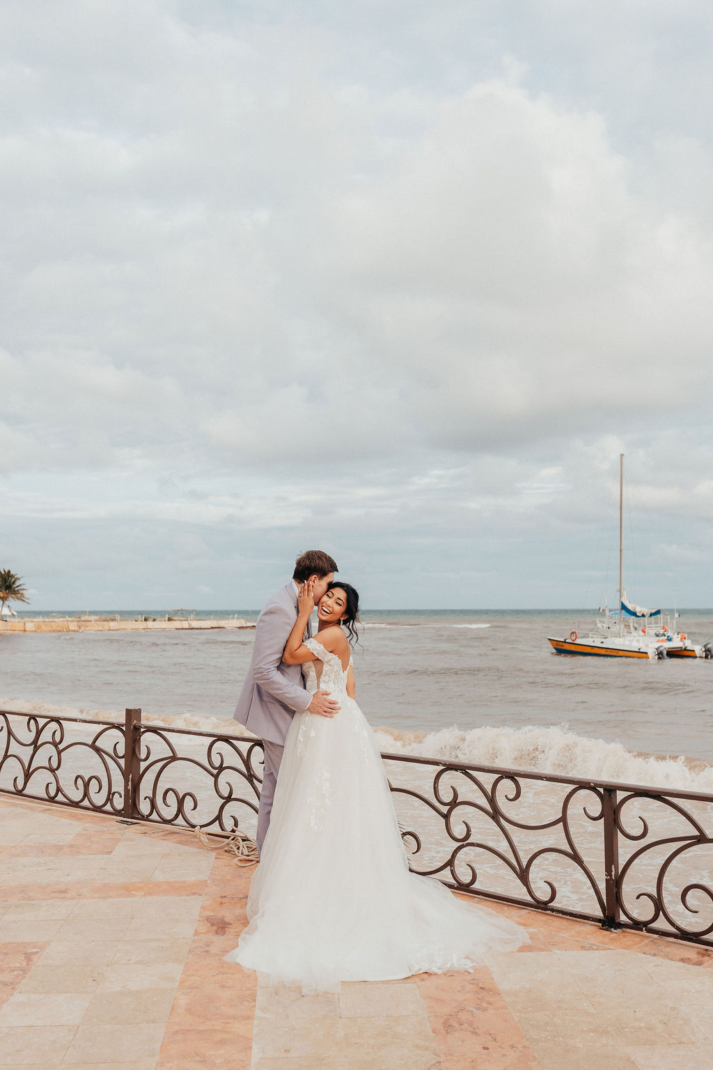 villa-la-joya-wedding-florist-TJ9A9228