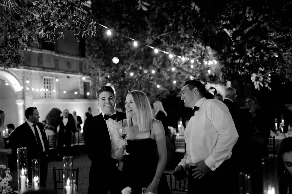 Flora_And_Grace_La_Foce_Tuscany_Editorial_Wedding_Photographer-999