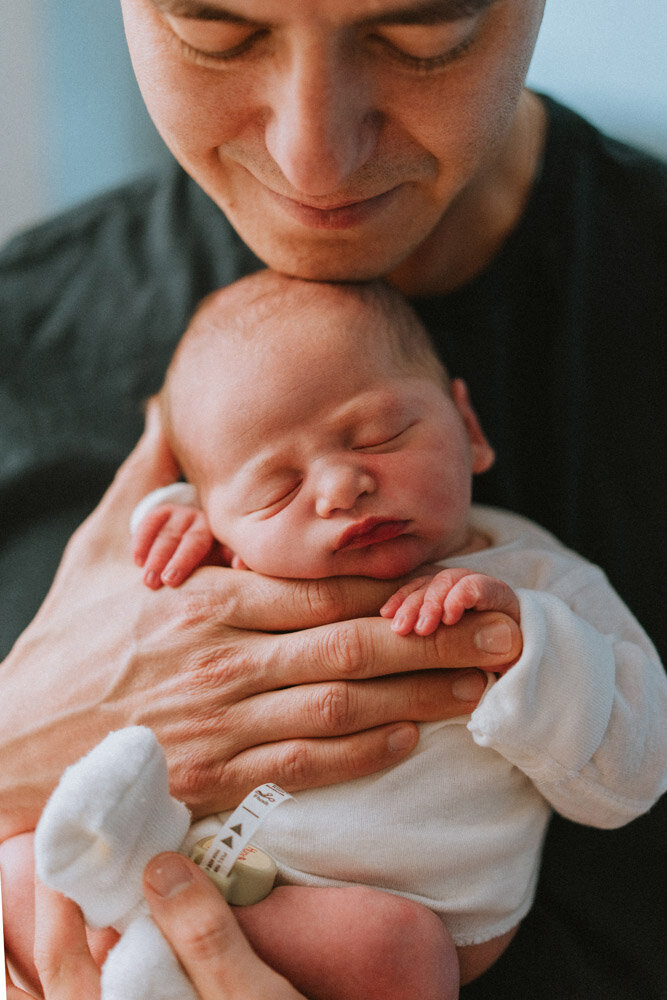 Columbus-Ohio-Newborn-Fresh48-Photographer005