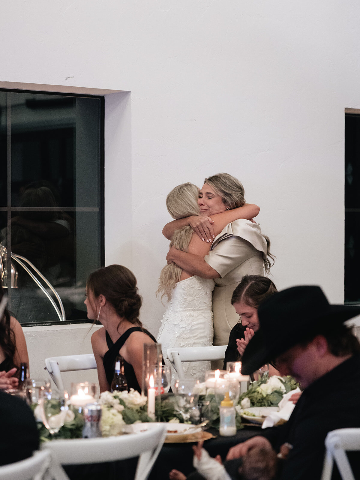 2025-10-11_DykesWeddingPreviews_MollyMurphyPhotography-105