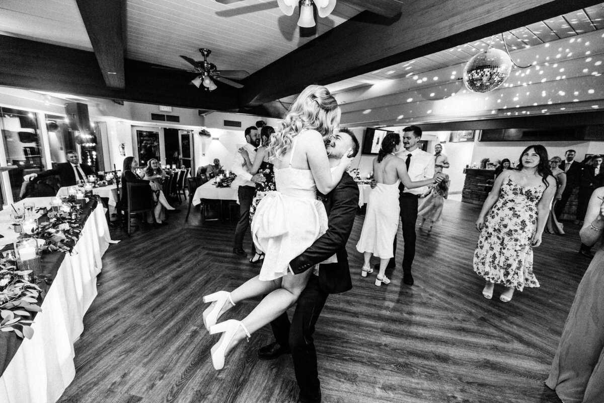 2372-Shayna&Mark-Wedding-2