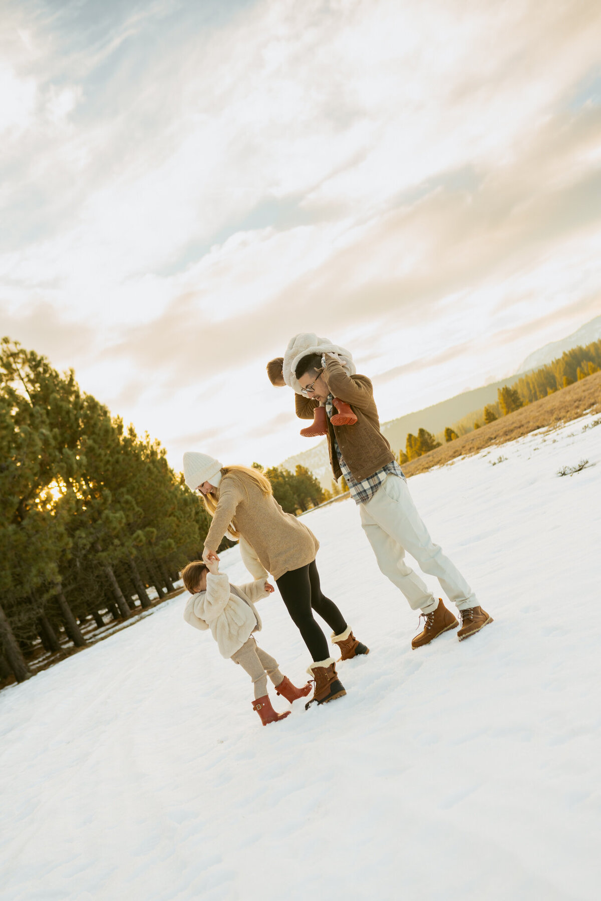 Lake Tahoe-Family-Photographer-47
