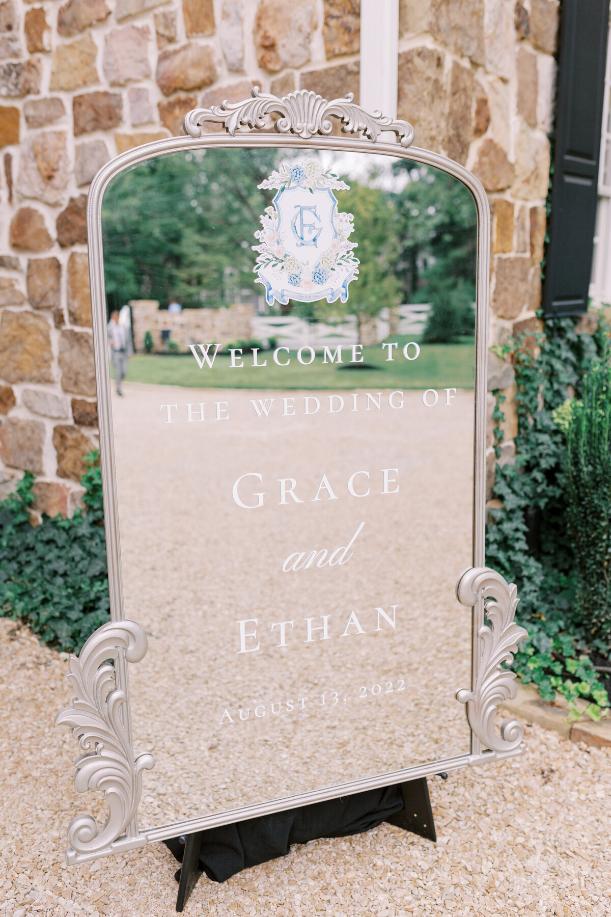 Antique Mirror welcome sign for wedding cremony