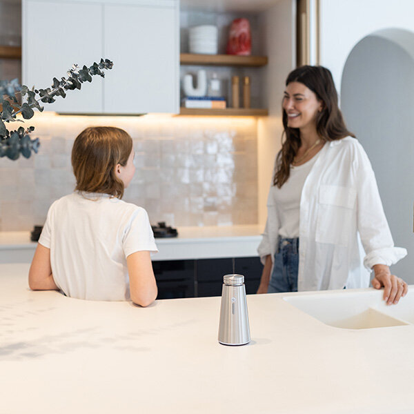 iscent-lifestyle-commercial-photography-sydney-heist-creative-agency-1