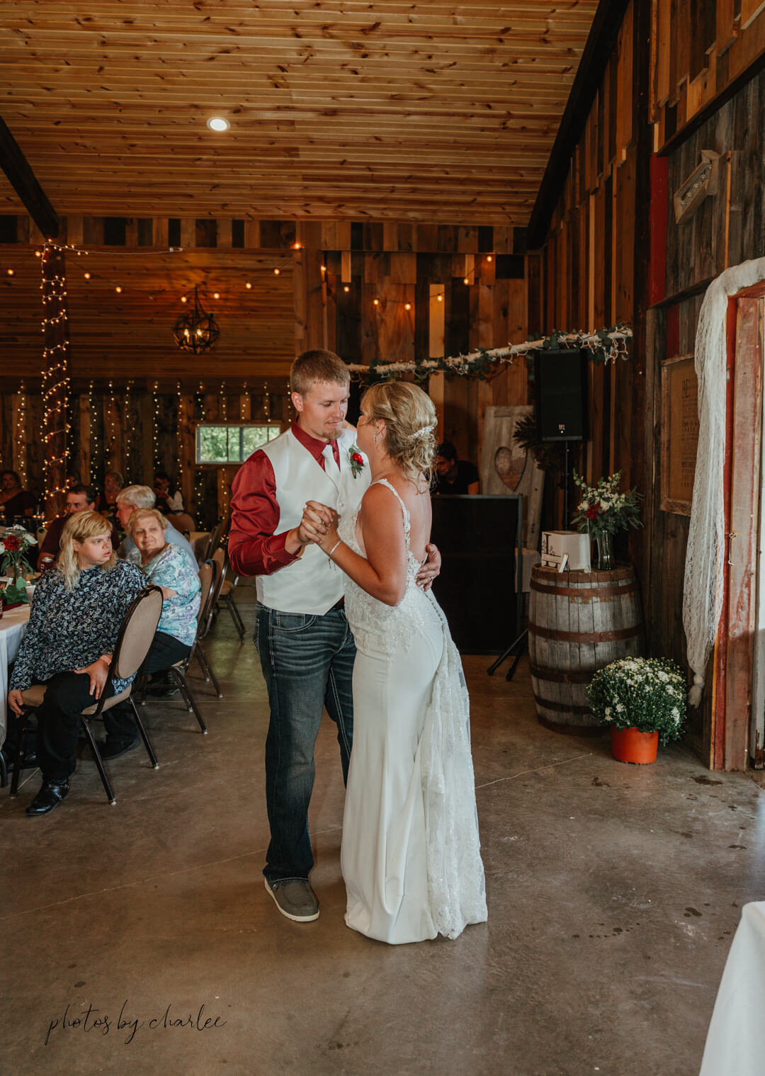 mondovi wedding photographer-95