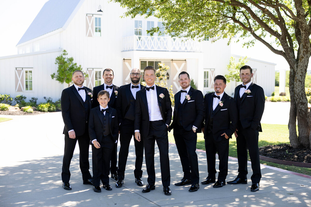 TNAI_Emily & Corey_5.3.25_Getting Ready-55_(2048)