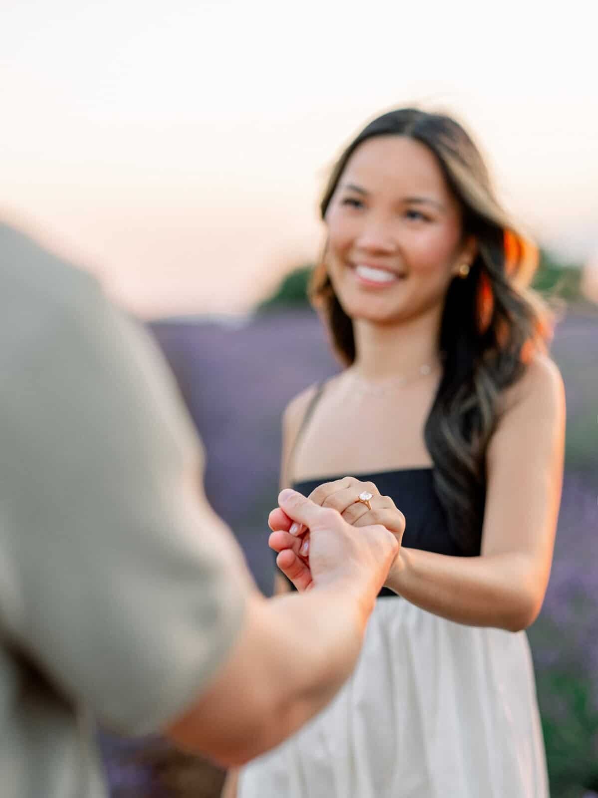dreamy-proposal-vladislav-and-kathryn-lavender-fields-provence-andrea-marino-photography--30