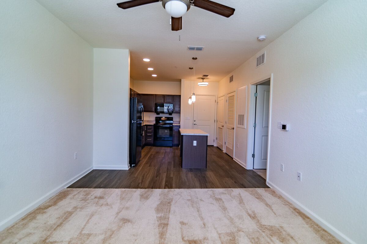 042324ROCHESTERPARK-83