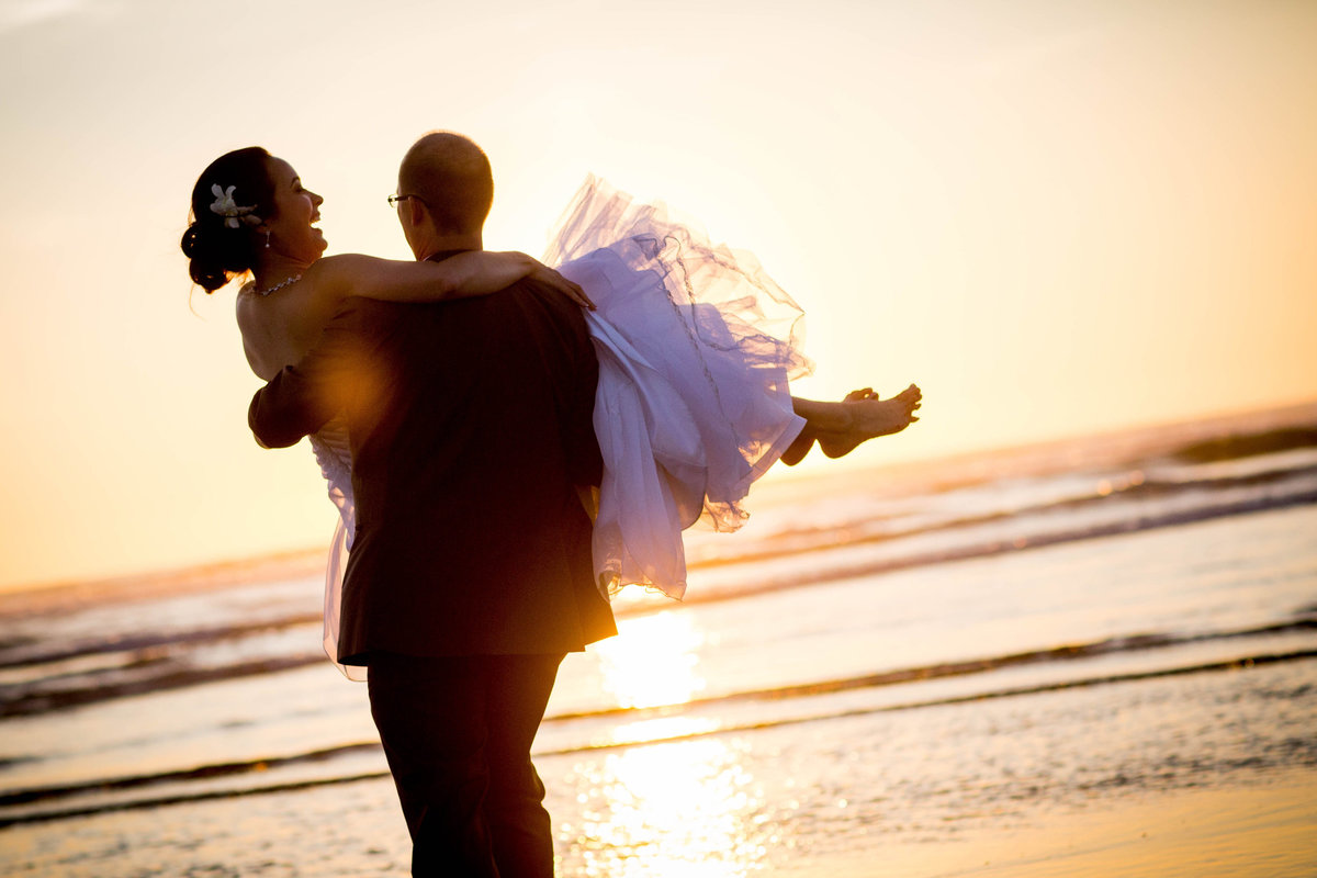 Seaside Oregon Sunset Beach Wedding Photography