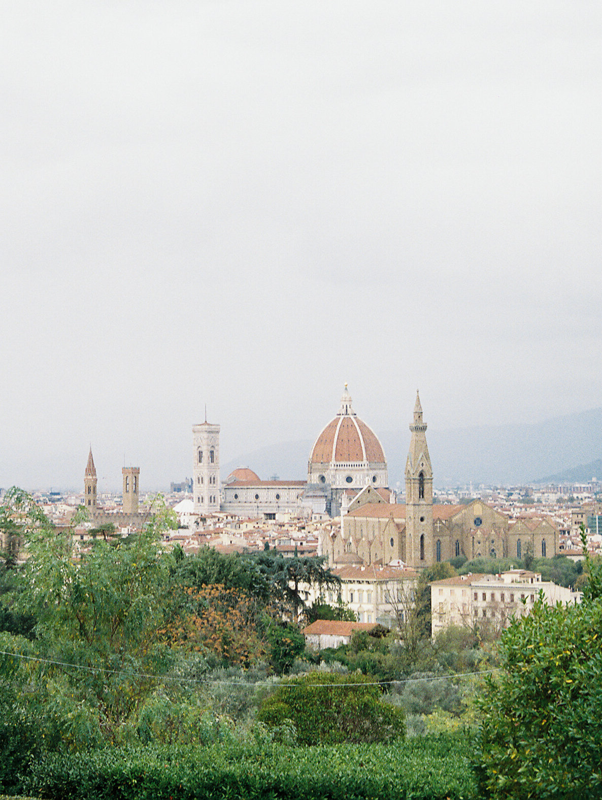 scenic photo of the duomo in florence italy