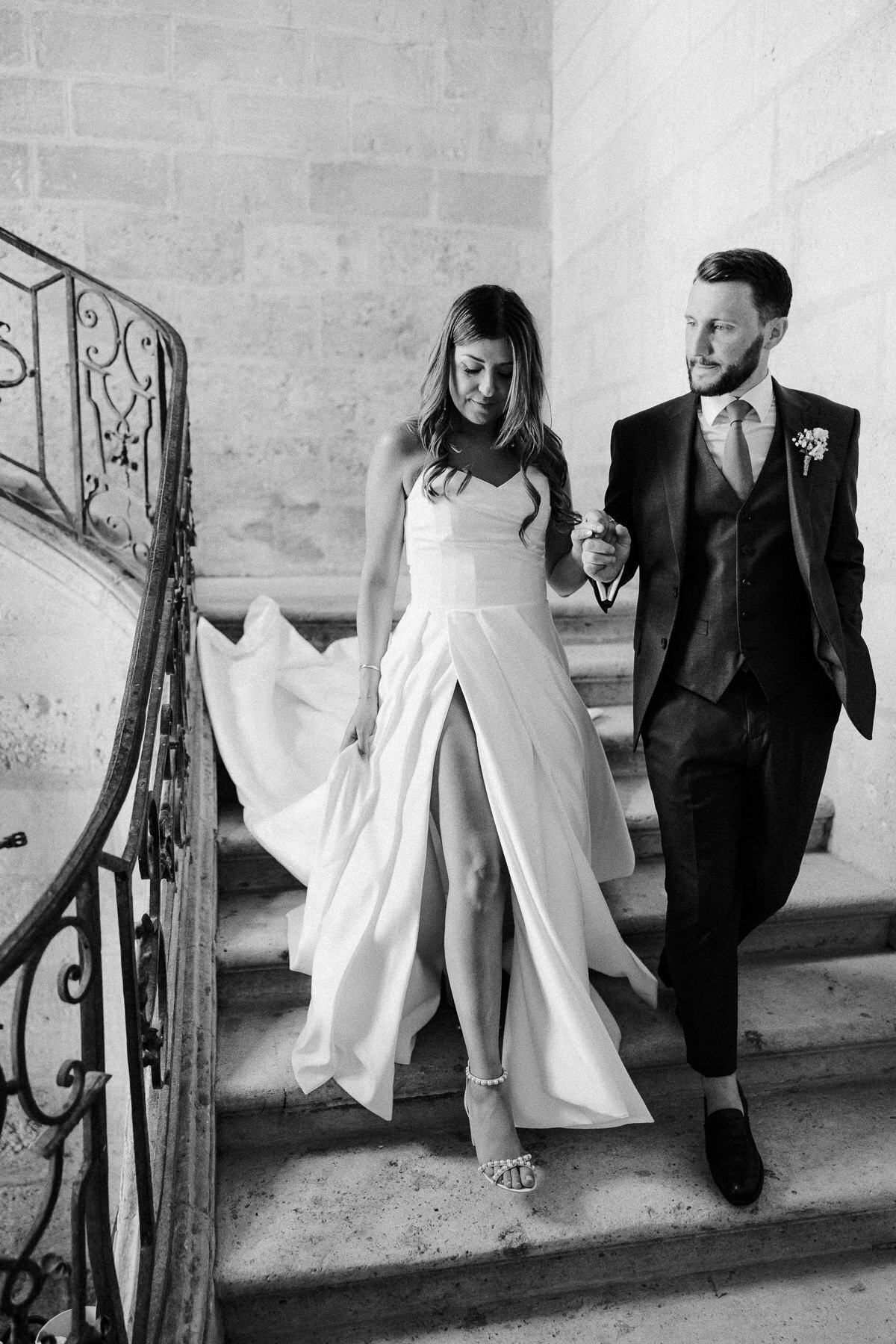 Stylish_Chateau__Des_Pilles_Destination_Wedding_Photographer-57
