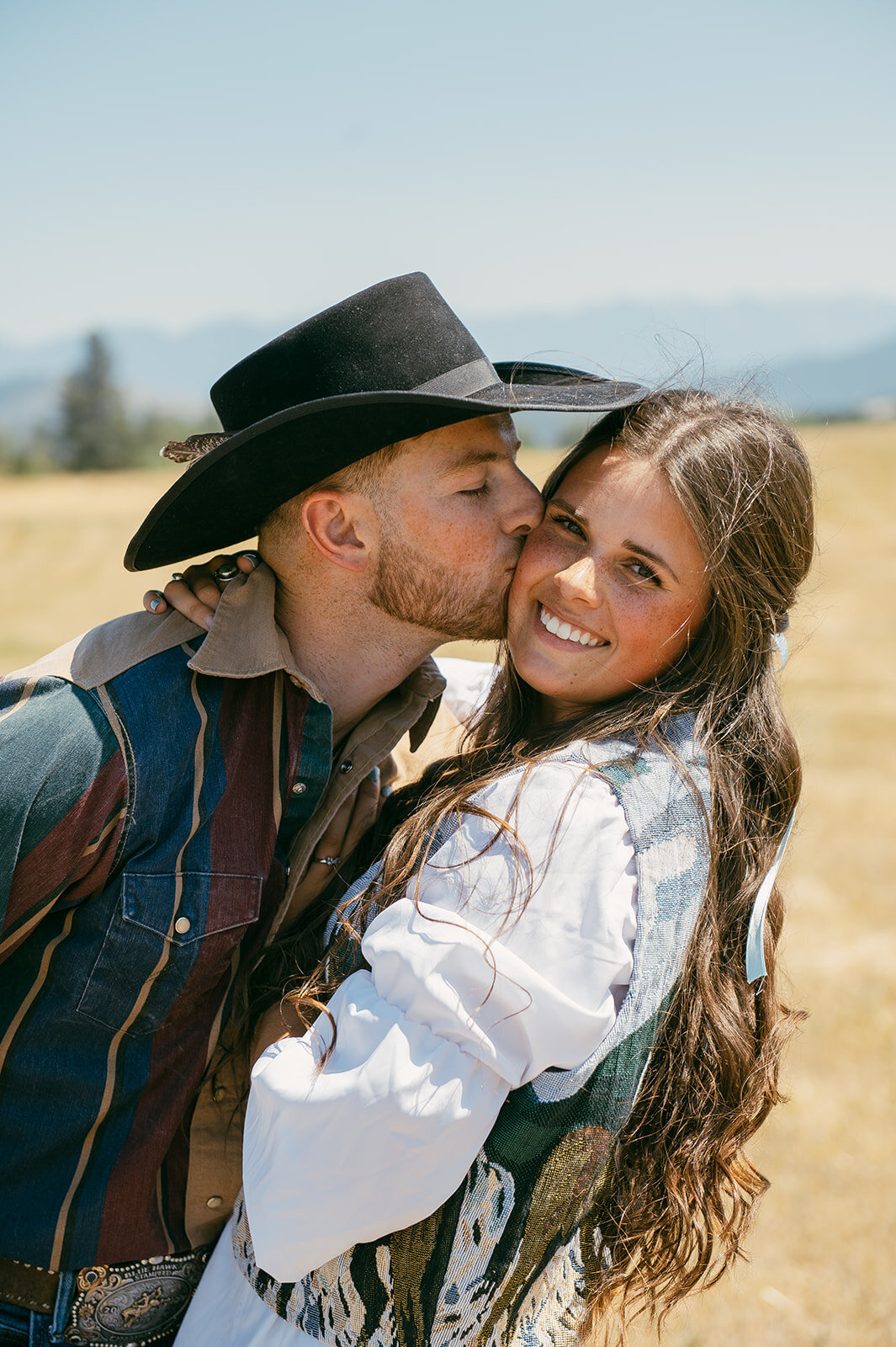 presley-gray-photo-haybale-forest-montana-elopement-8024