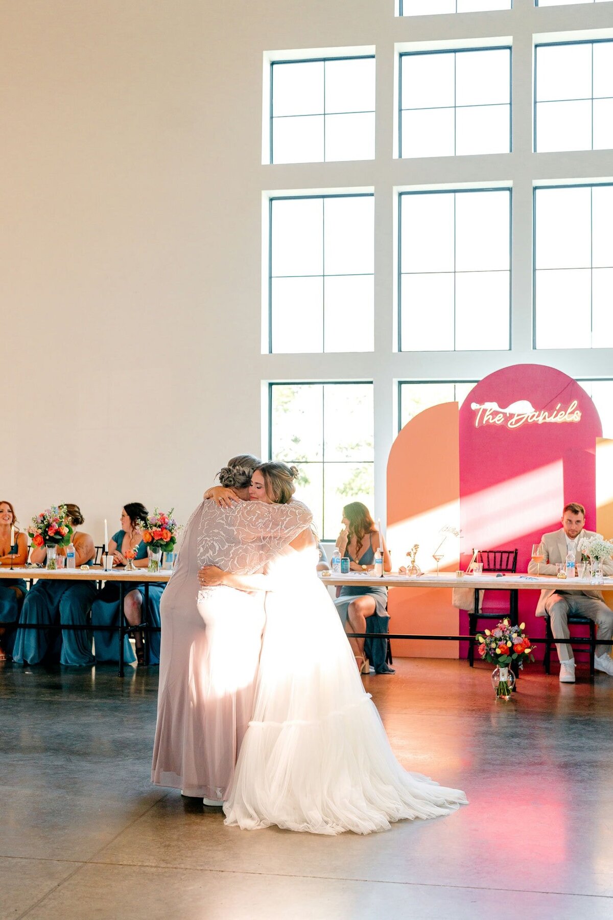 mother-daughter-first-dance