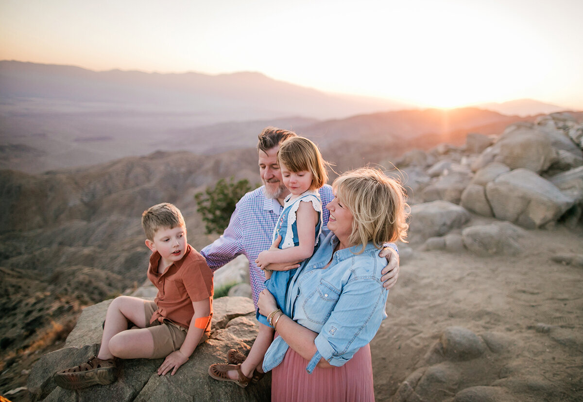 Including kids in engagement photos