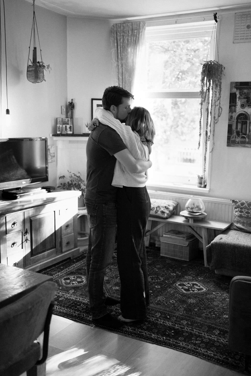 Interieur lifestyle fotografie - woonkamer dansen