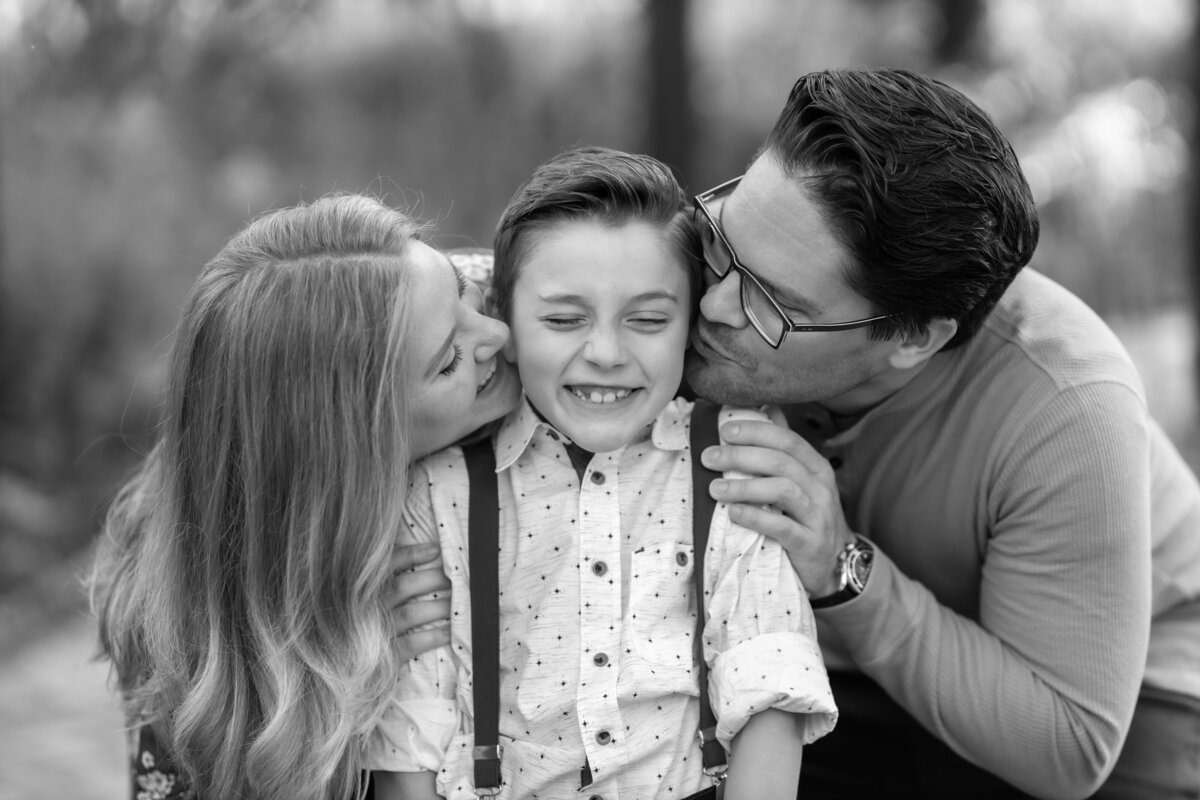 Kirsten Tillich Family Session, Independence Grove, Libertyville, IL, 9-18-23, Maira Ochoa Photography-0202