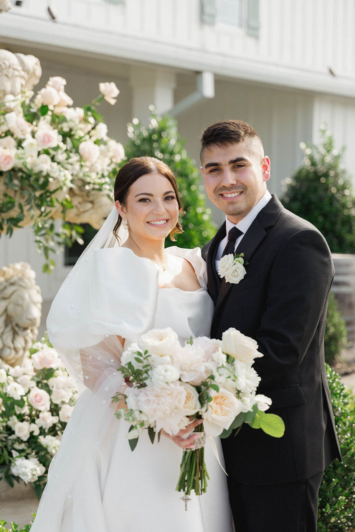 Lauren and Dylan's luxury wedding at Milicevic Family Vineyards