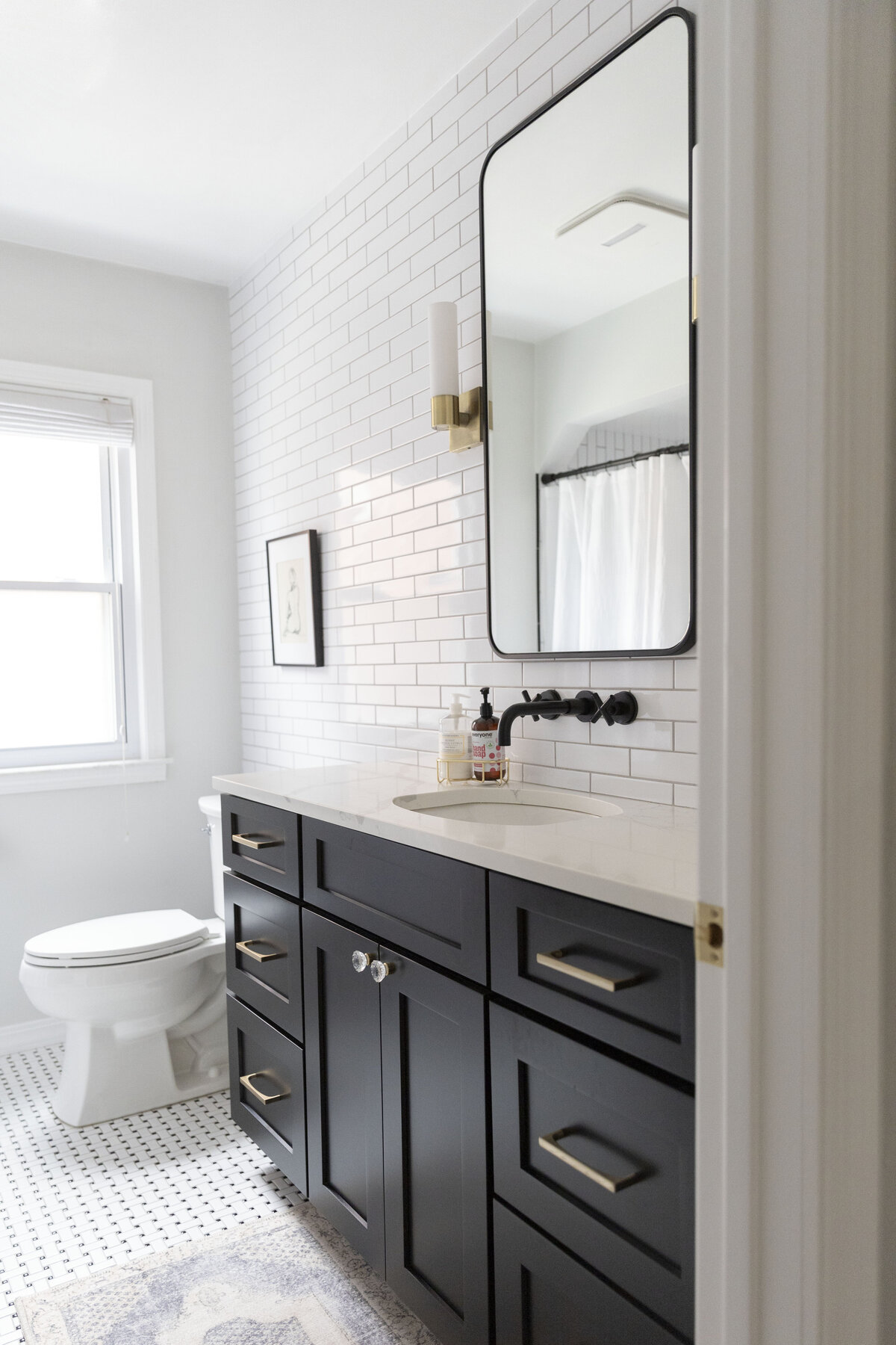 Taylor_s bathroom