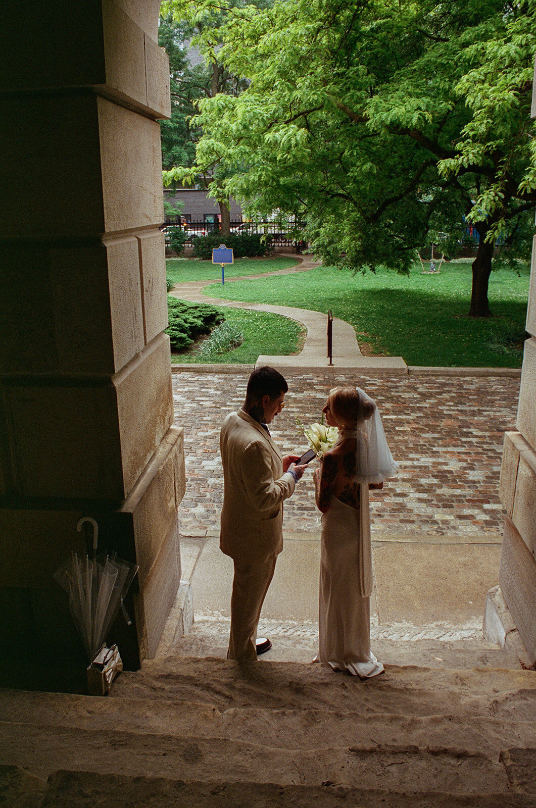 toronto-city-elopement-city-hall-edgy-nontradional-thedrake-rainy-day-cool-alternative-film-35mm-105