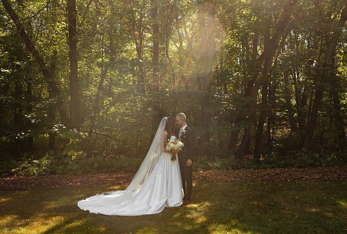 valjakbridalportraits1-90_websize
