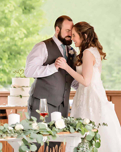 bride-groom-first-dance