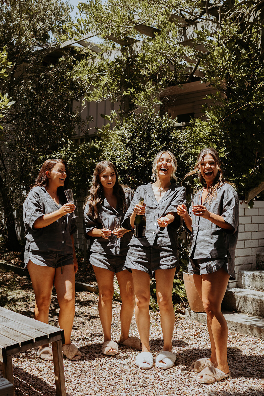 Sneak peek (10 of 195)