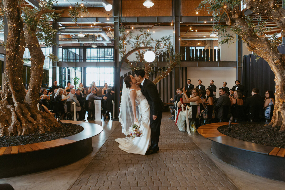 San Diego Wedding Photographer Captures Photos at Downtown San Diego Venue 808 