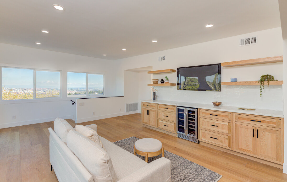 open-living-room-panoramic