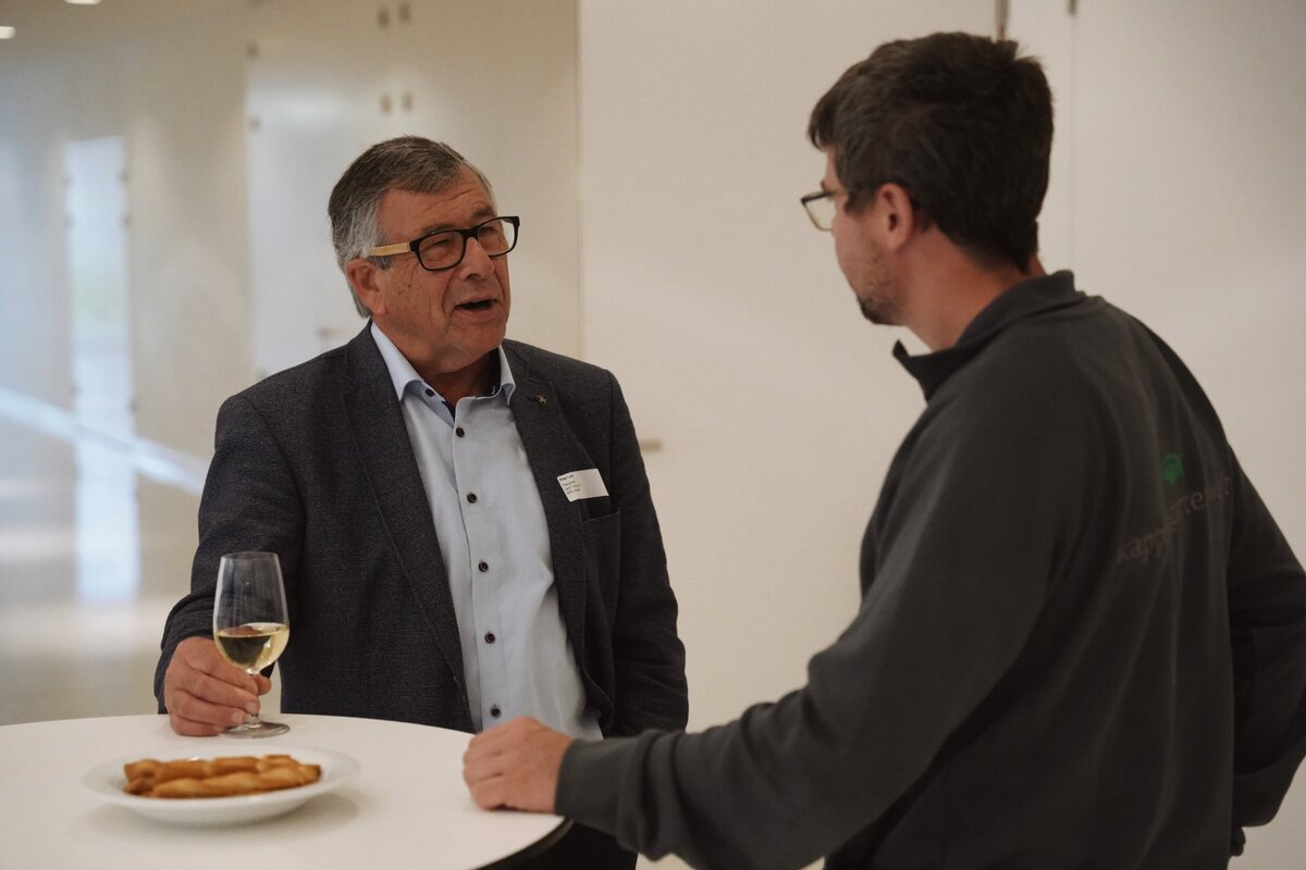 meralunastudio-werbeagentur-schweiz-zuerich-portfolio-jungunternehmerzentrum-flawil-martini-forum-2021 (10)