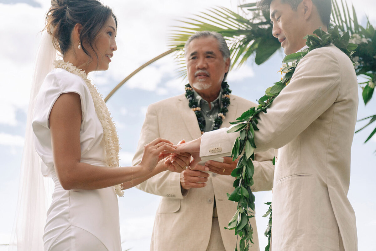 four_seasons_resort_oahu_ko_olina_wedding_picture_49