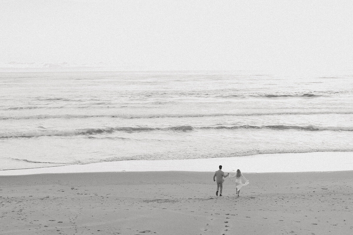 Emily-Noelle-Photo-Elopement-Photography-LIncoln-City-Oregon-04560_websize