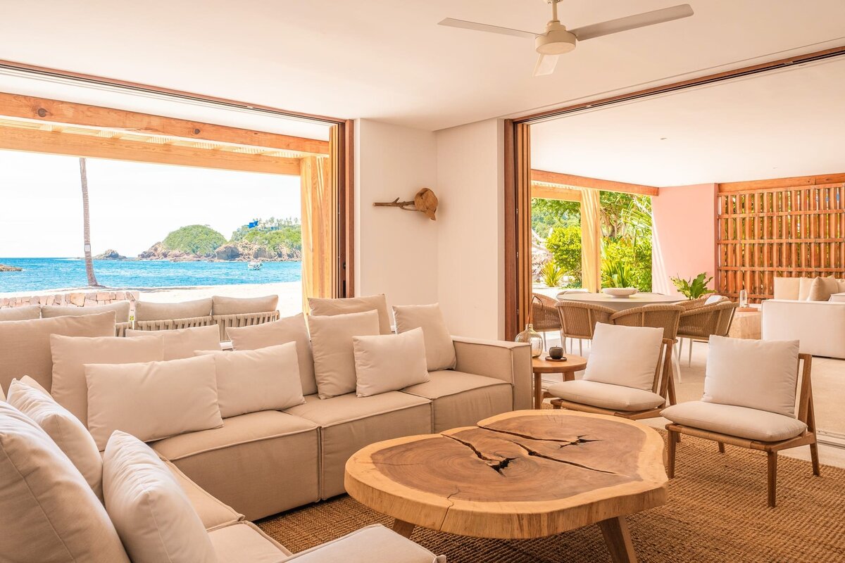 02-9-El-Careyes-Club-and-Residences-Residence-01-3BD-42