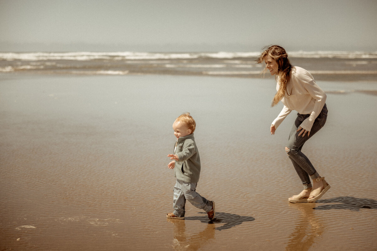 Oregon Coast Cannon Beach Family Couples Photos Portland Vancouver PNW Photographer