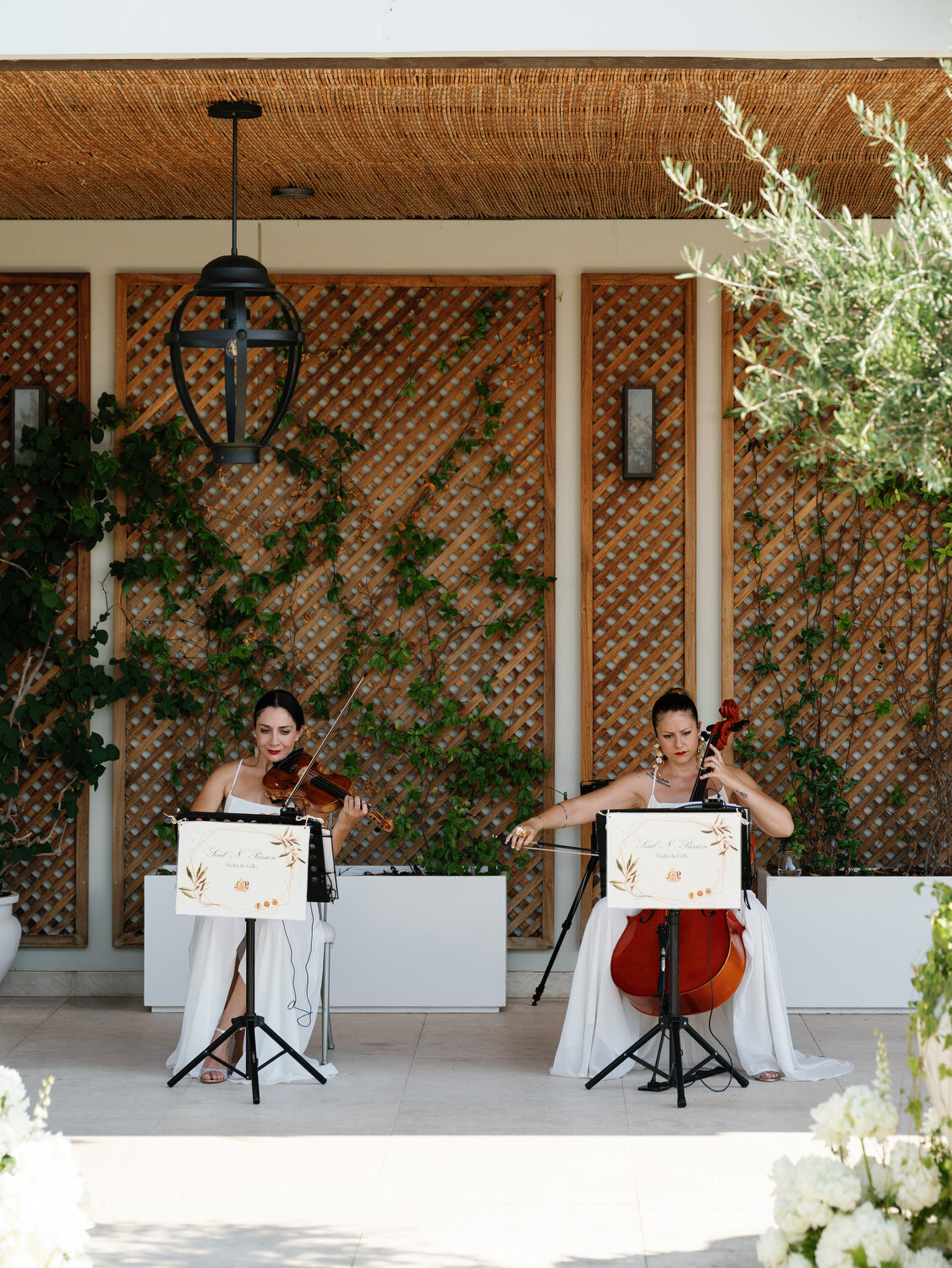 Black-Tie-Wedding-at-Four-Seasons-and-Vouliagmeni-Lake-053