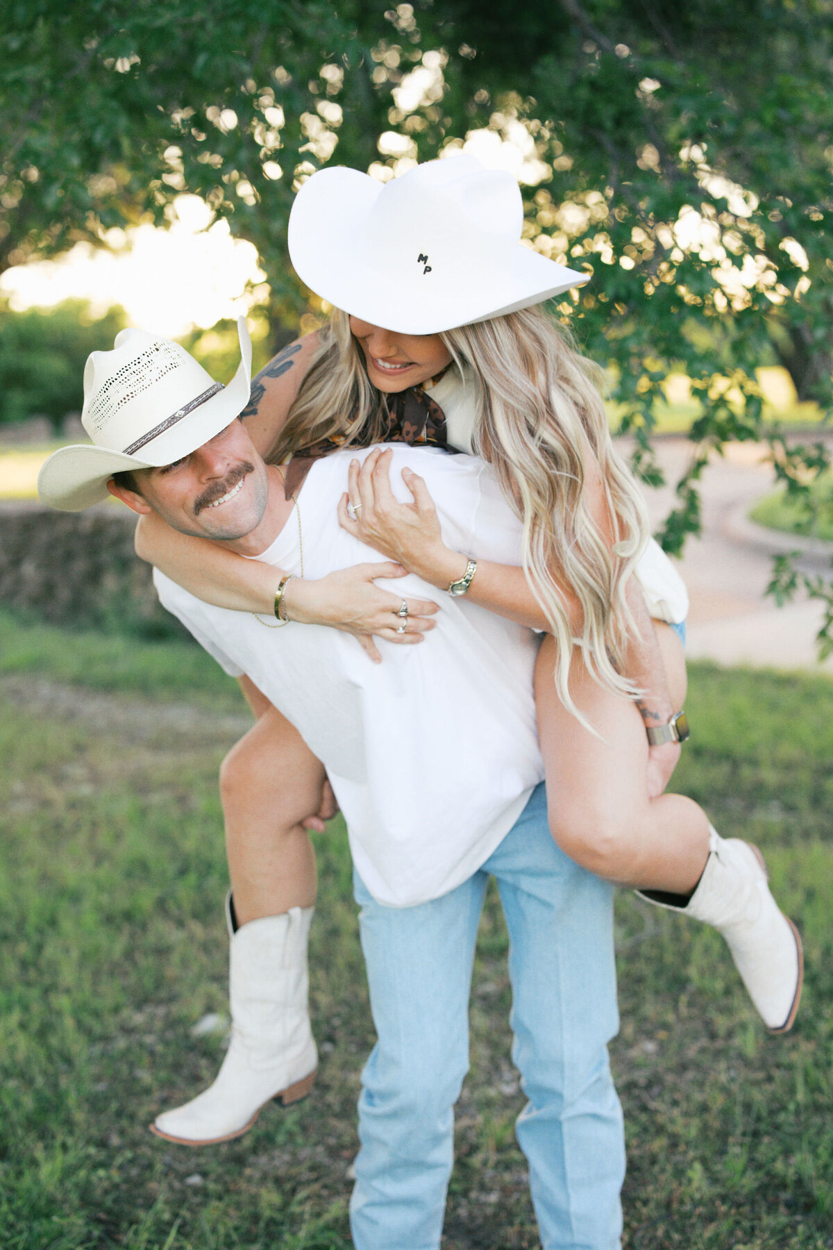 dallas-fort-worth-engagement-pictures
