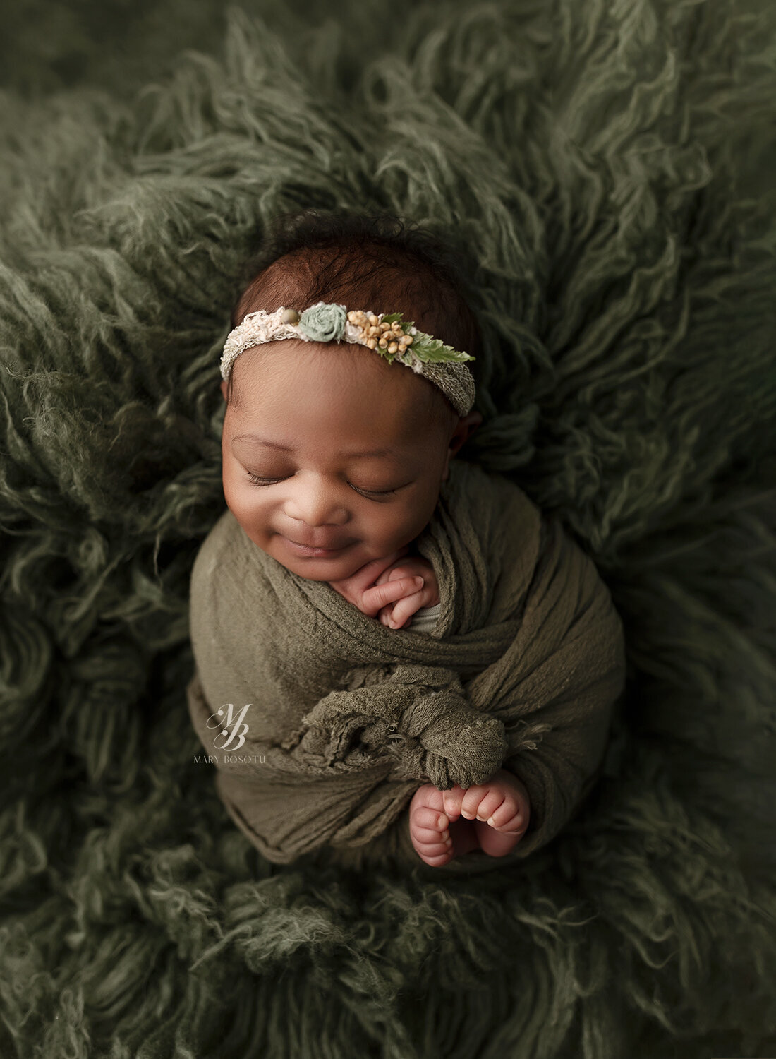 best Maryland newborn photographer, Baltimore newborn photographer, newborn photography near me, newborn portraits Crofton MD, professional baby photos