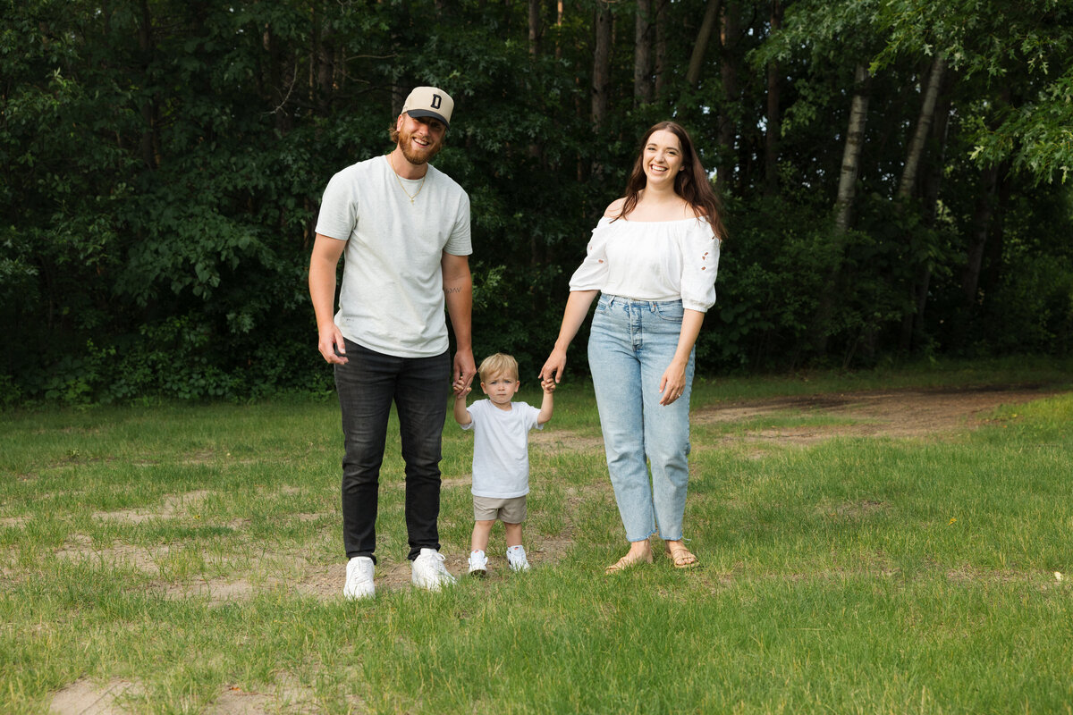 Okerstrom-family-Will-DeGraw-Clever-Disarray-6
