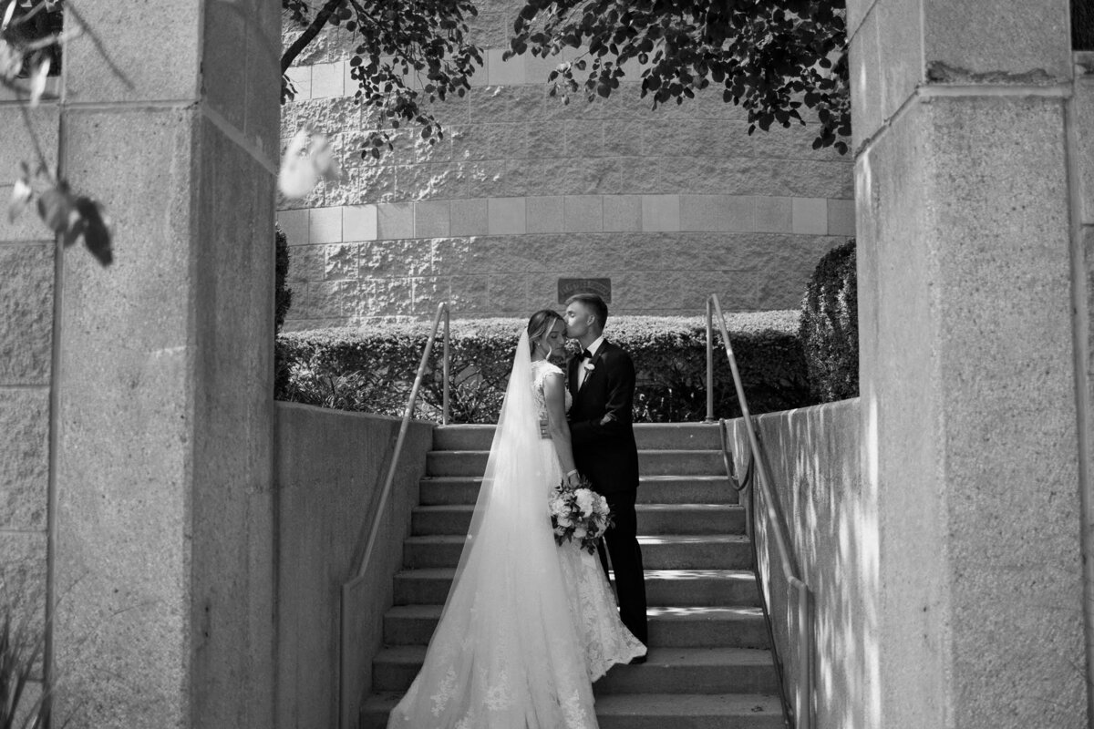 Nichole-Babiez-Photography-Dunham-woods-Geneva-Illinois-Wedding-luxury-editorial-timeless-modern-candid-bride-inspiration-chicago-photographer--48