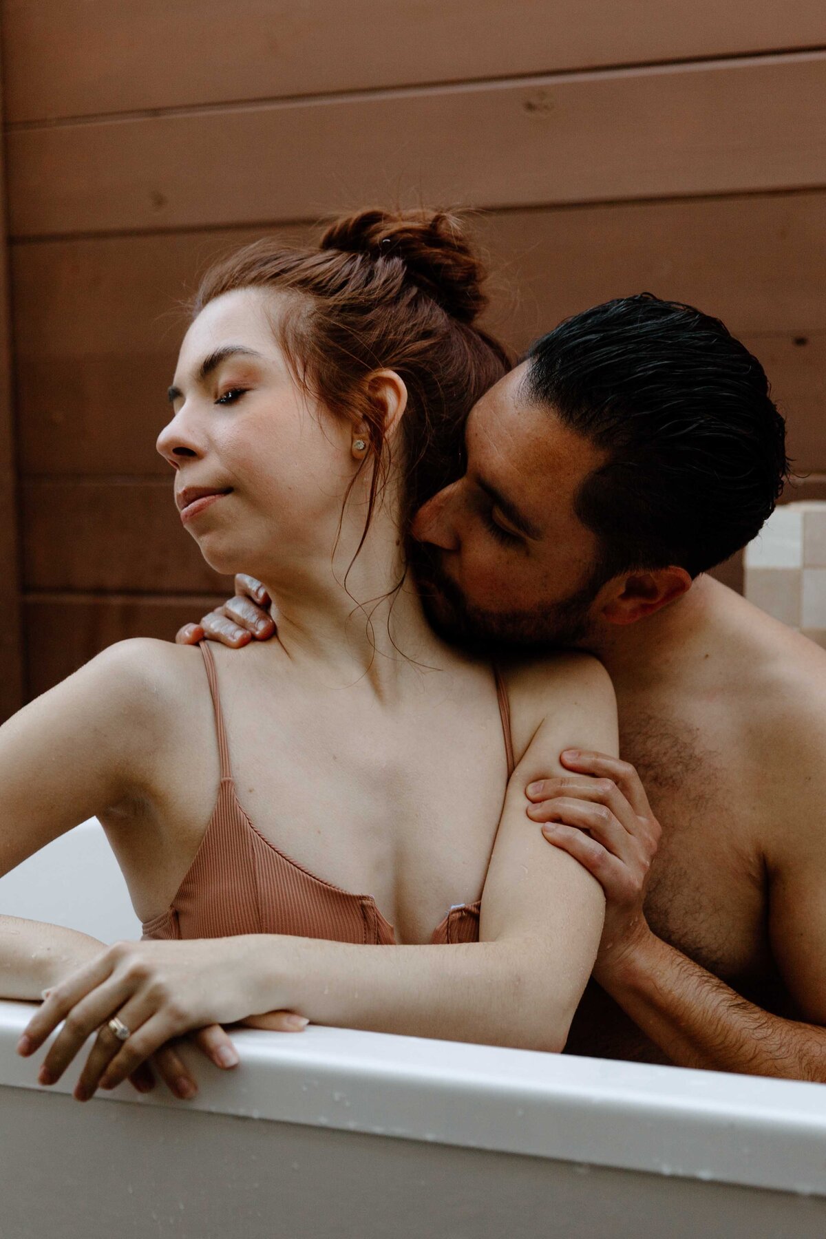 Hot-Tub-Couples-Session_0527