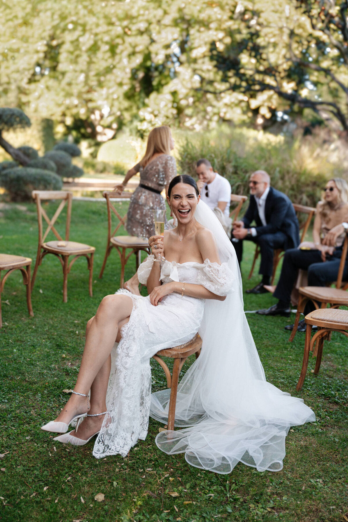 initmate-creative-wedding-mas-de-chabran-provence00058