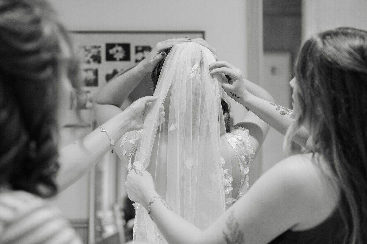 Beau-Lodge-Venue_Bellingham-Wedding-Photographer_Caylie-Mash_JK02