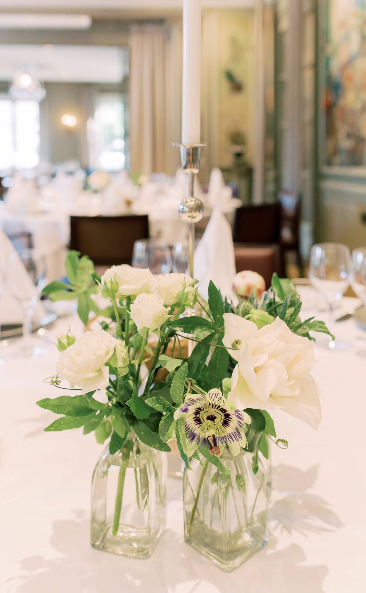 Destination Wedding Photographer Anna Lundgren in Stockholm Wedding at Stallmastaregarden Stockholm Sweden_126